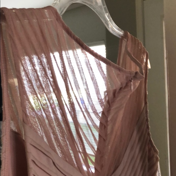 Dress - Picture 6 of 7